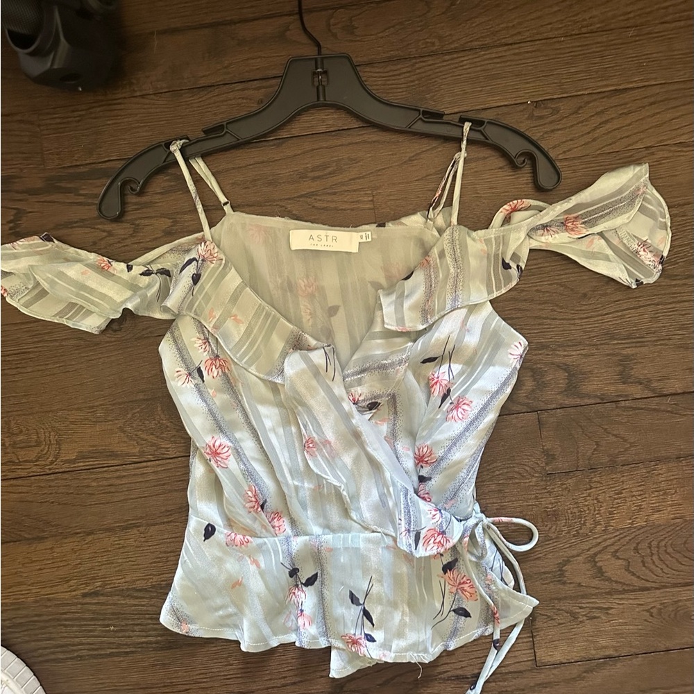 Astr Cream and Blue Asymmetrical Ruffled Blouse